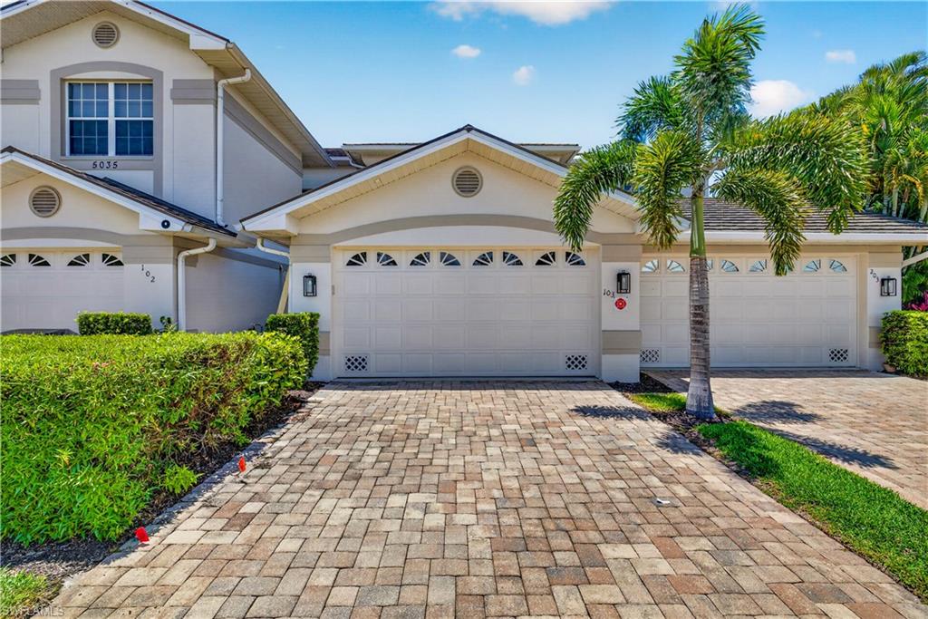5035 YACHT HARBOR DR 103 photo 22