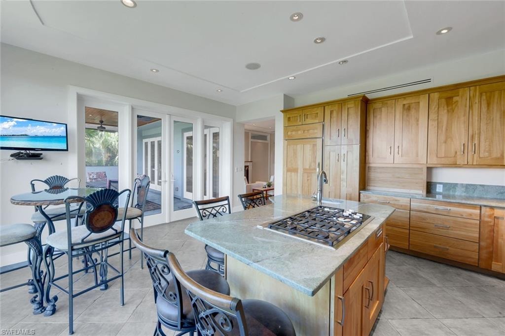 834 HIDEAWAY CIR W photo 7