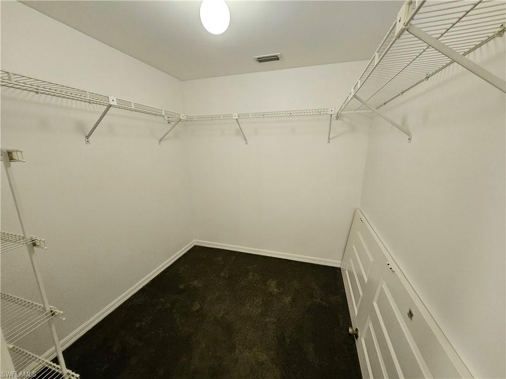 Main bedroom walk-in closet