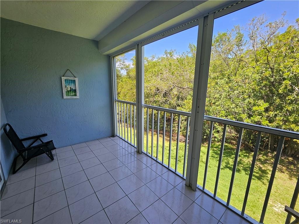 Beautiful private screened balcony