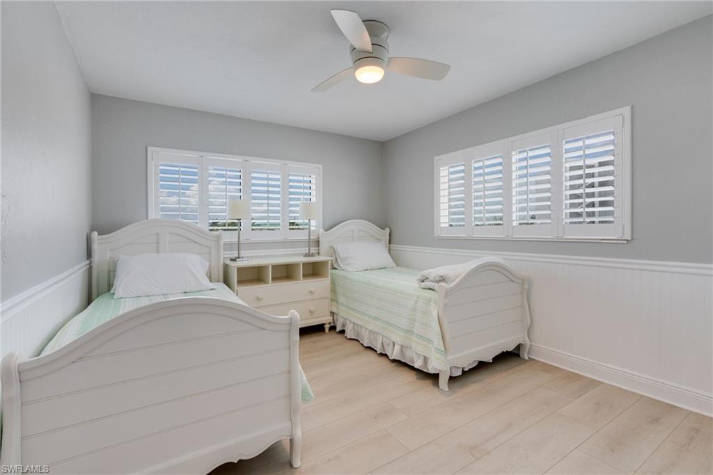 6500 Estero BLVD E320 photo 17