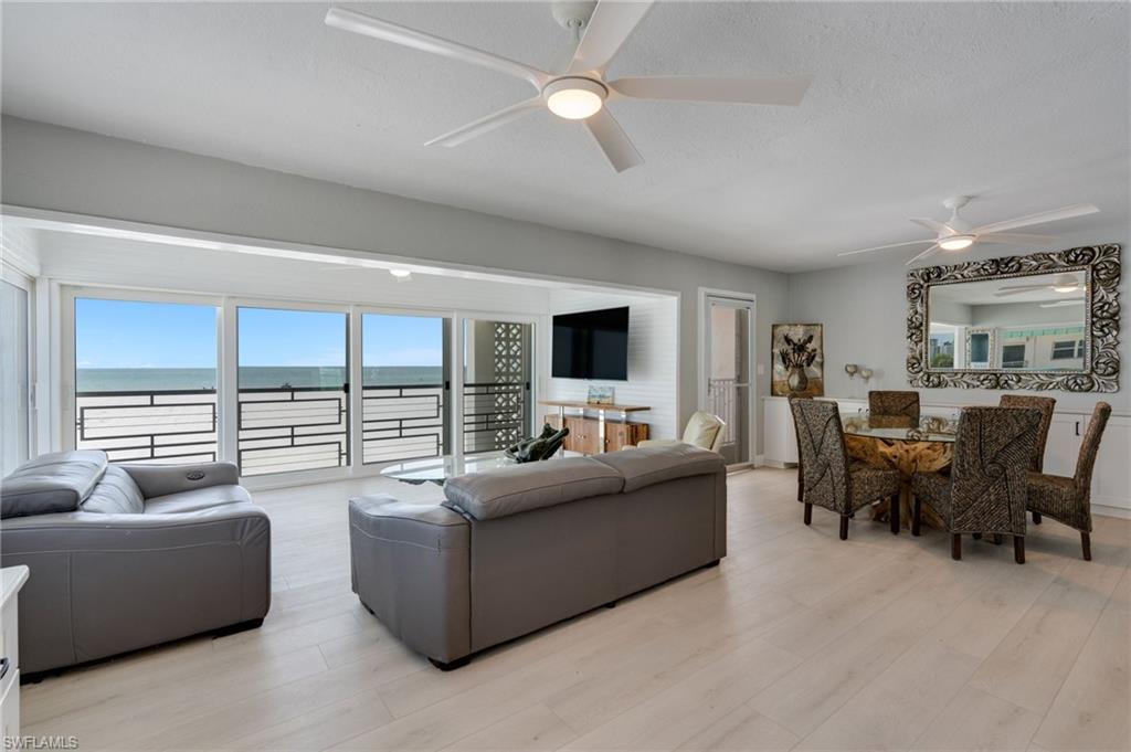 6500 Estero BLVD E320