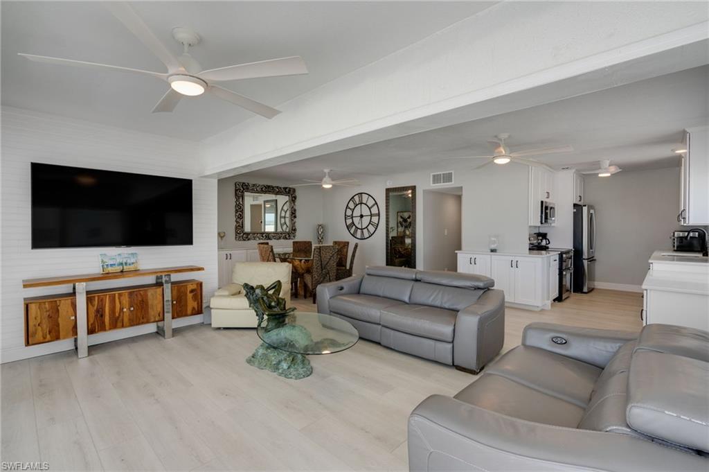 6500 Estero BLVD E320 photo 9