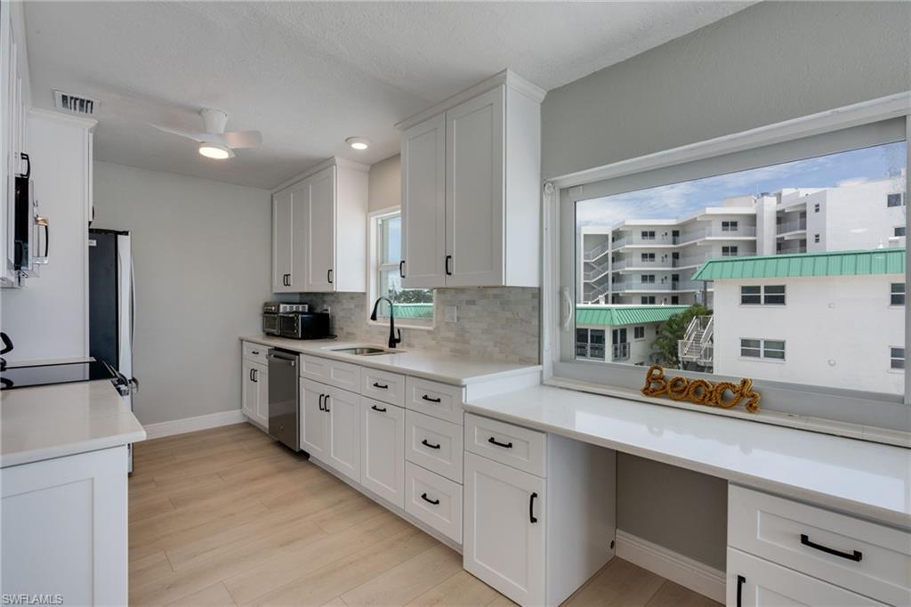6500 Estero BLVD E320 photo 11