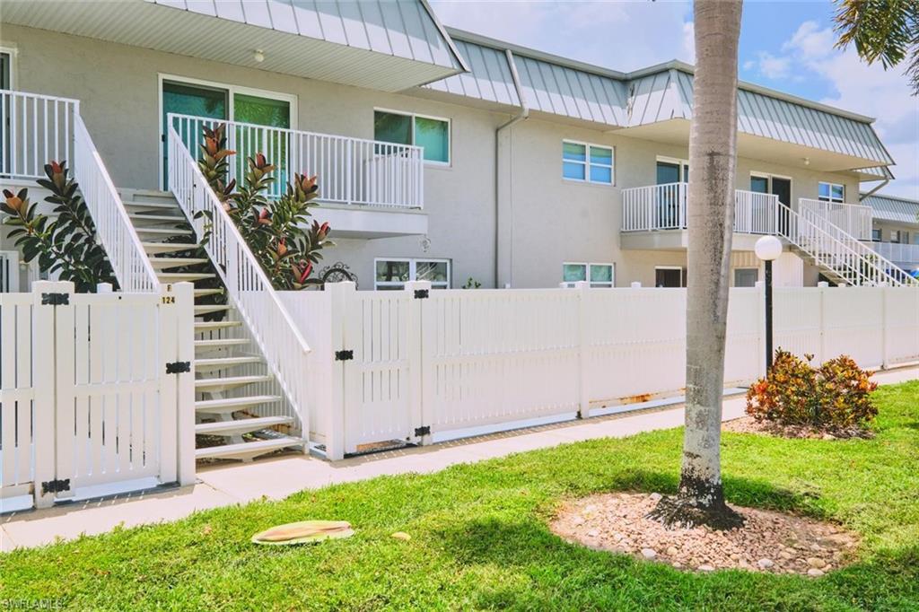 6777 Winkler RD 125