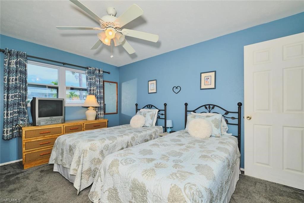 6777 Winkler RD 125 photo 17