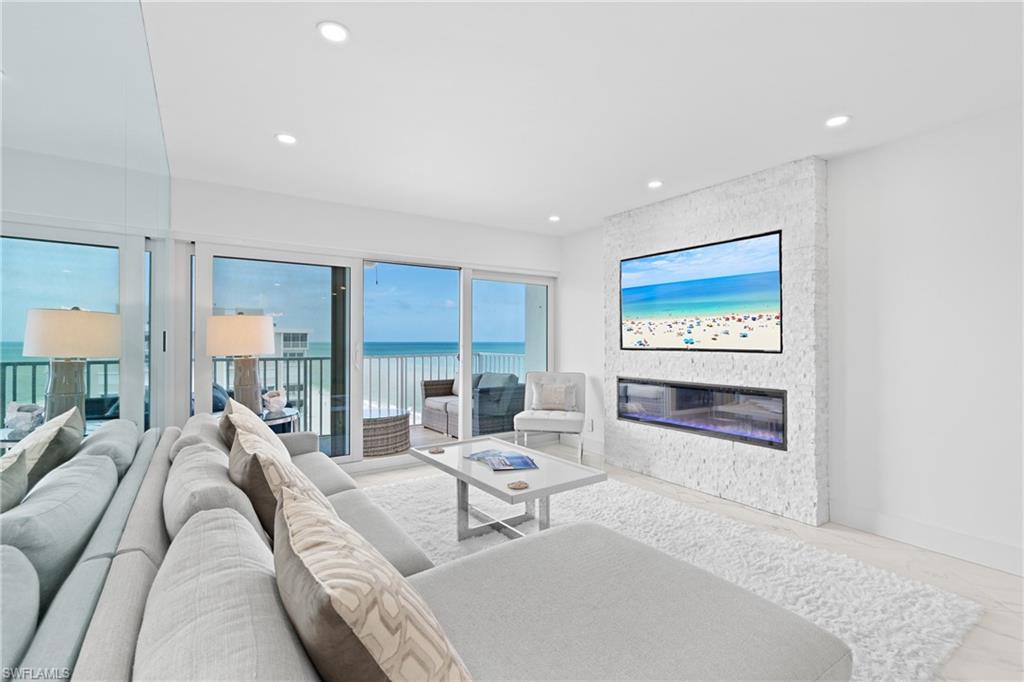 3443 Gulf Shore BLVD N 803