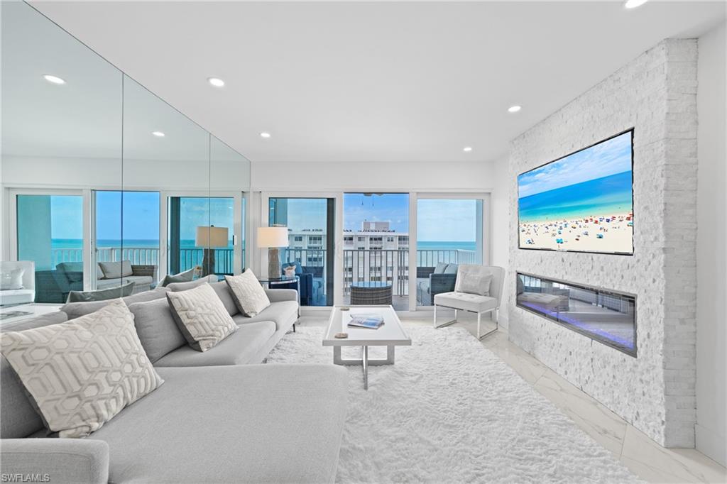 3443 Gulf Shore BLVD N 803