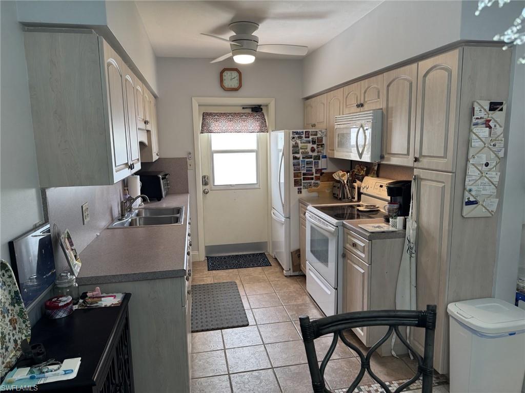 13151 Kings Point DR 7A photo 8