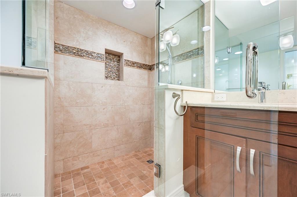 6361 Pelican Bay BLVD 202 photo 22