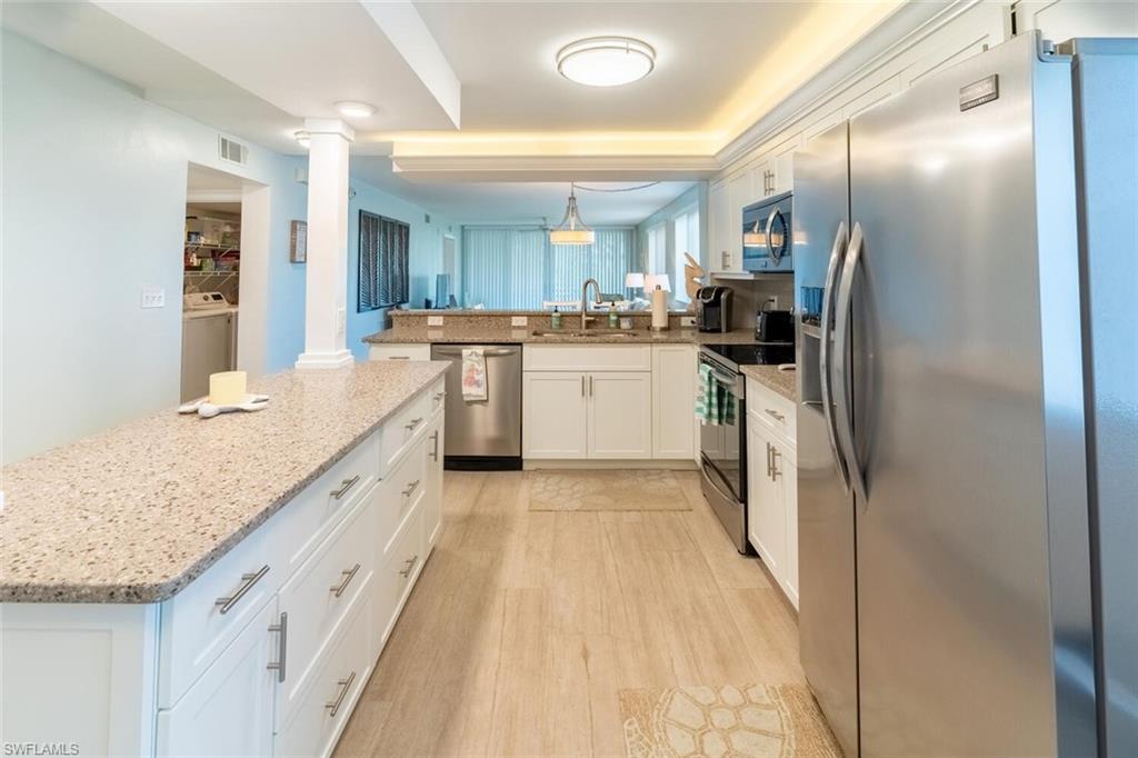 270 Naples Cove DR 3506 photo 7