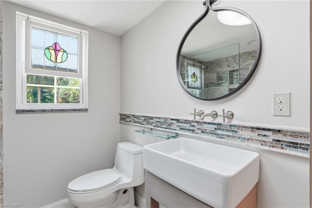2nd Bathroom