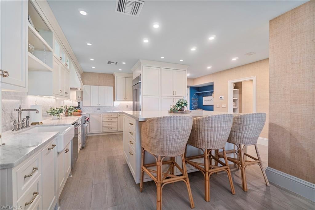 176 Collier BLVD 101