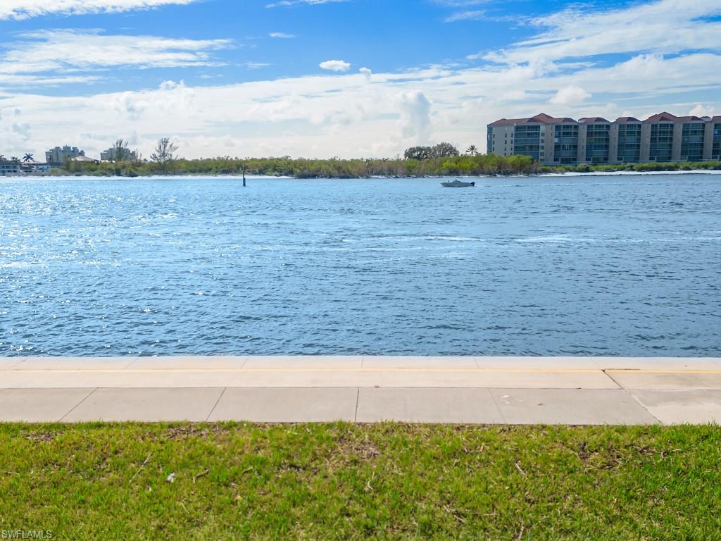 232 La Peninsula BLVD 232 photo 33