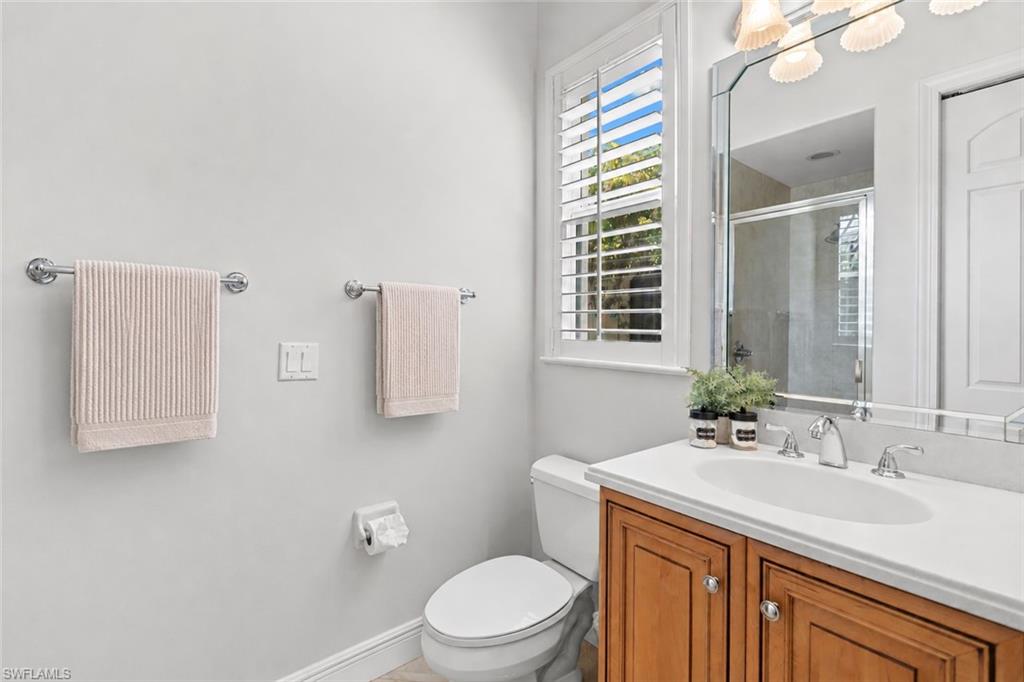 480 Terracina WAY photo 32