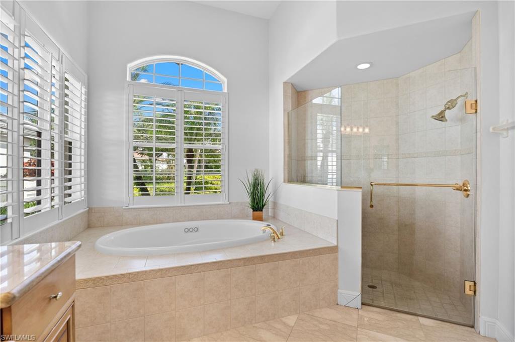 480 Terracina WAY photo 28