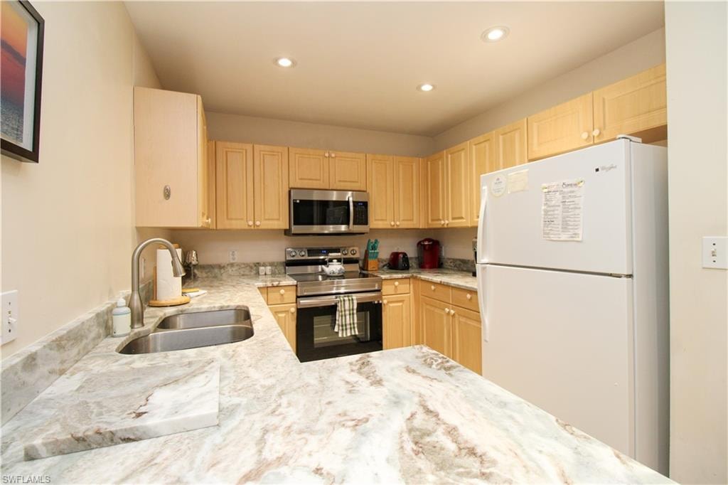 519 Roma CT 3206 photo 18