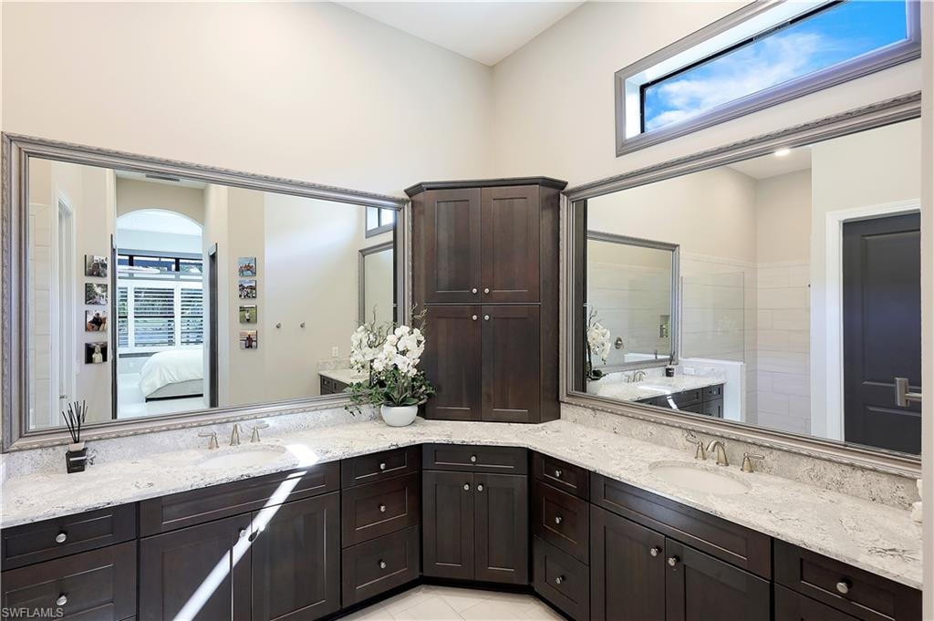 9431 Galliano TER photo 17