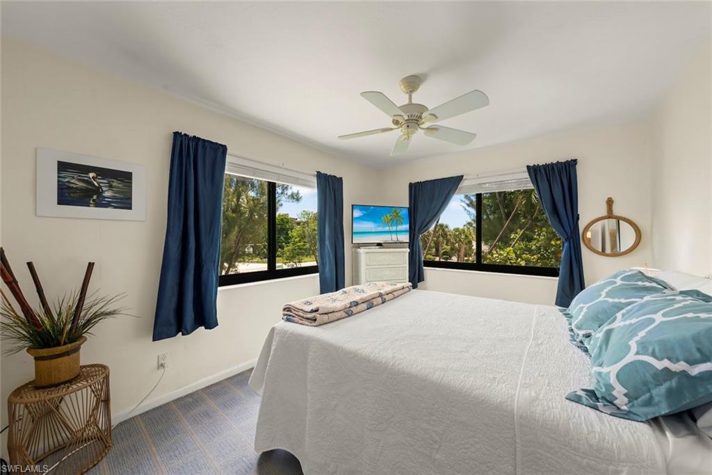 1st living level Bedroom