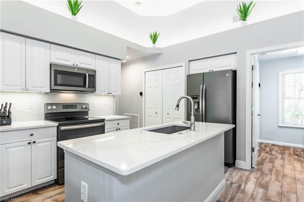 7653 Citrus Hill LN photo 15
