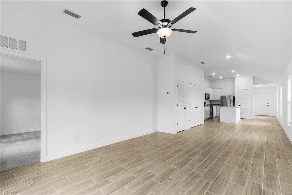 434 Parkdale BLVD photo 10