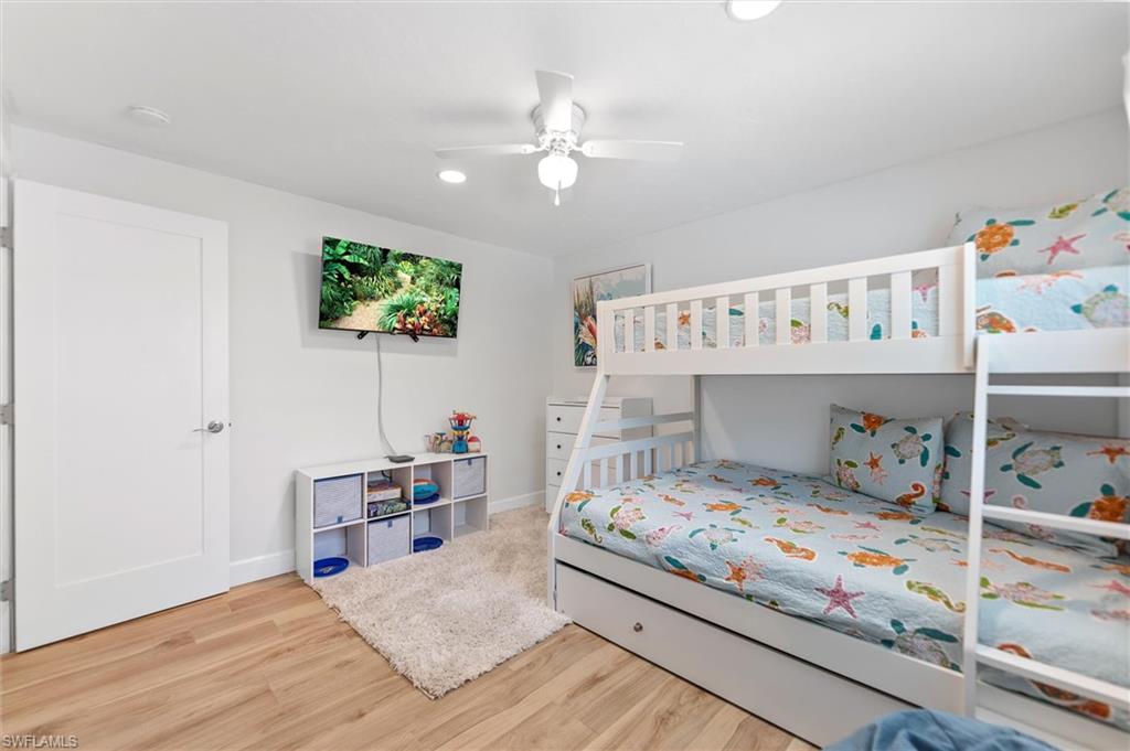 9428 Moonlight DR photo 23