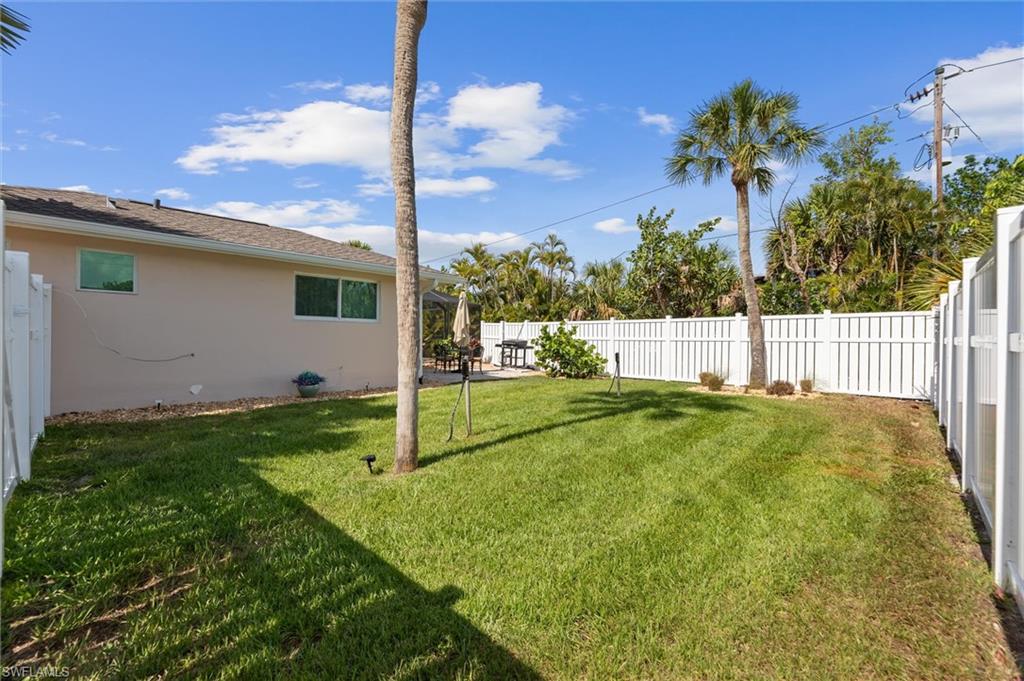 9428 Moonlight DR photo 31