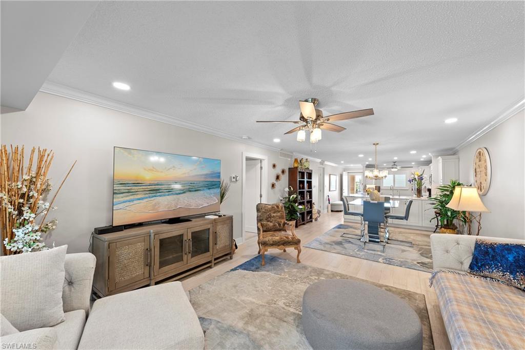 4309 Mariner WAY 405 photo 7