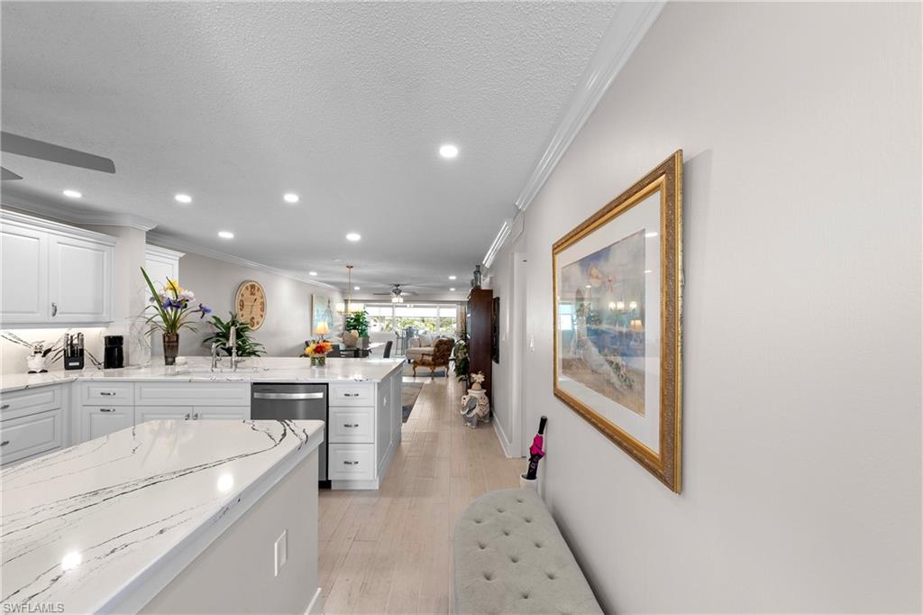 4309 Mariner WAY 405 photo 19