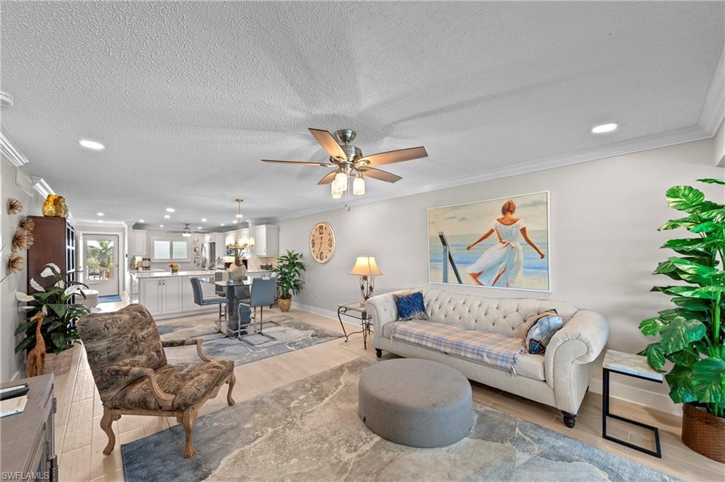 4309 Mariner WAY 405 photo 8
