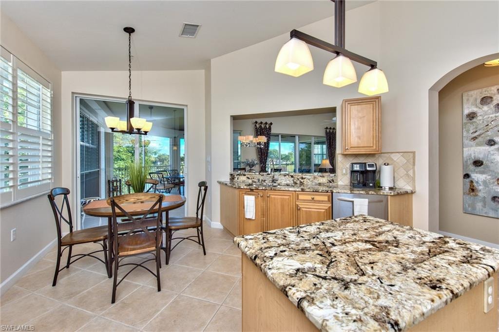 3296 Twilight LN 6202 photo 6