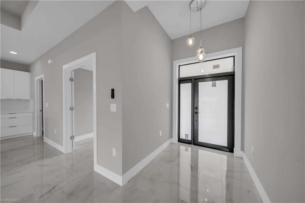 2507 39th ST SW photo 10