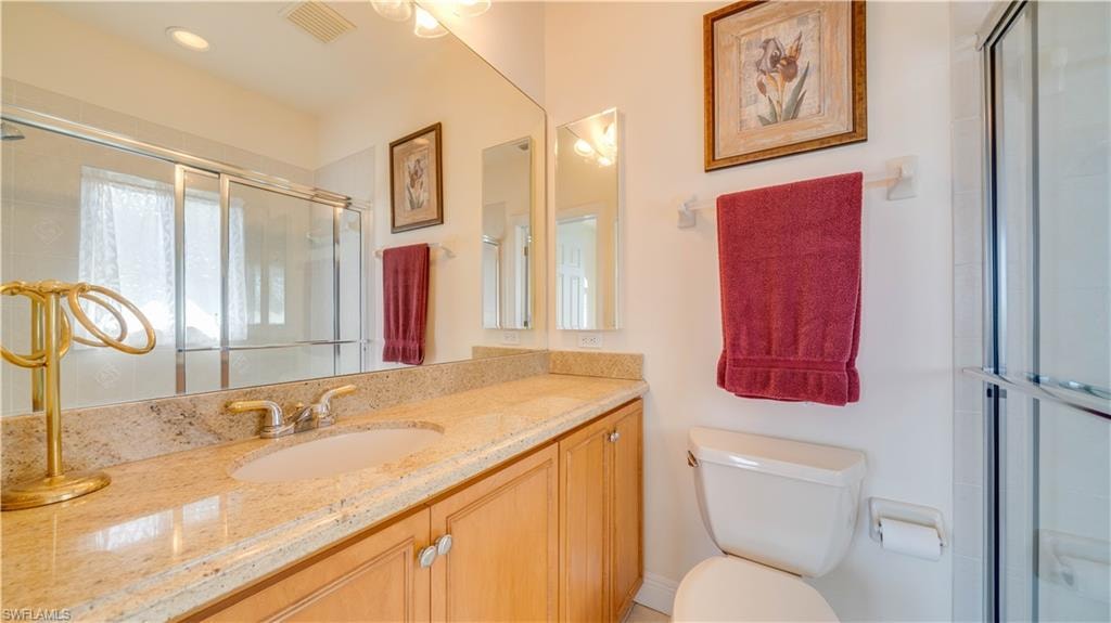 3rd floor full bath