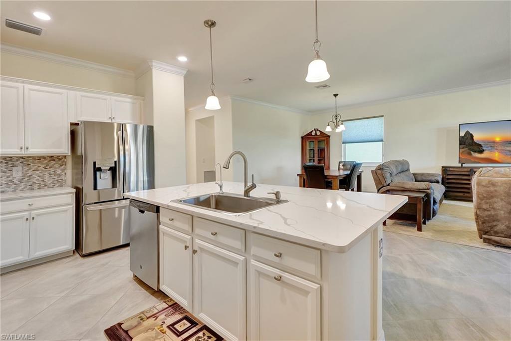 14096 Vindel CIR photo 9