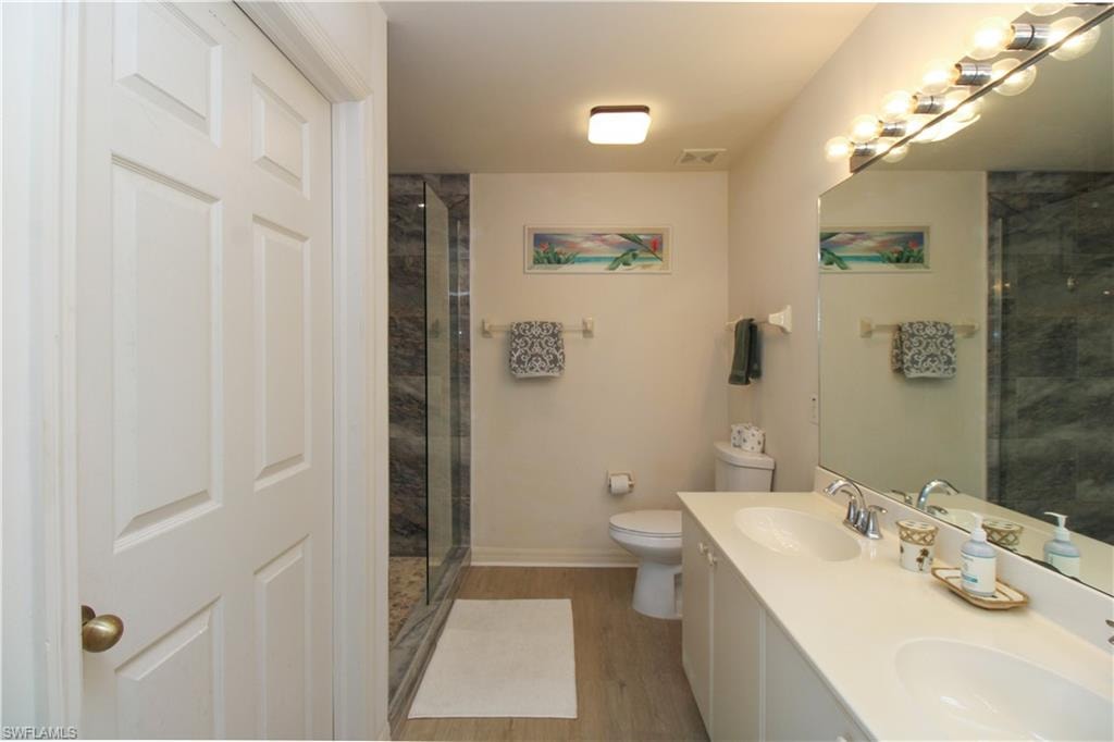 519 Roma CT 3206 photo 36