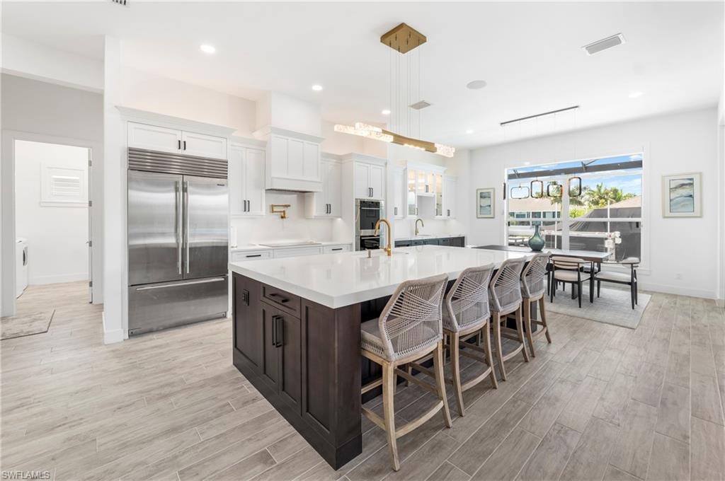 777 Bluebonnet CT