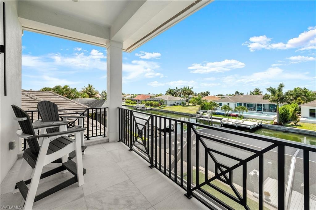 777 Bluebonnet CT photo 32