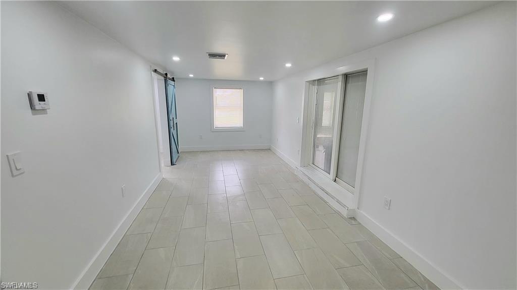10671 Hampton ST photo 8