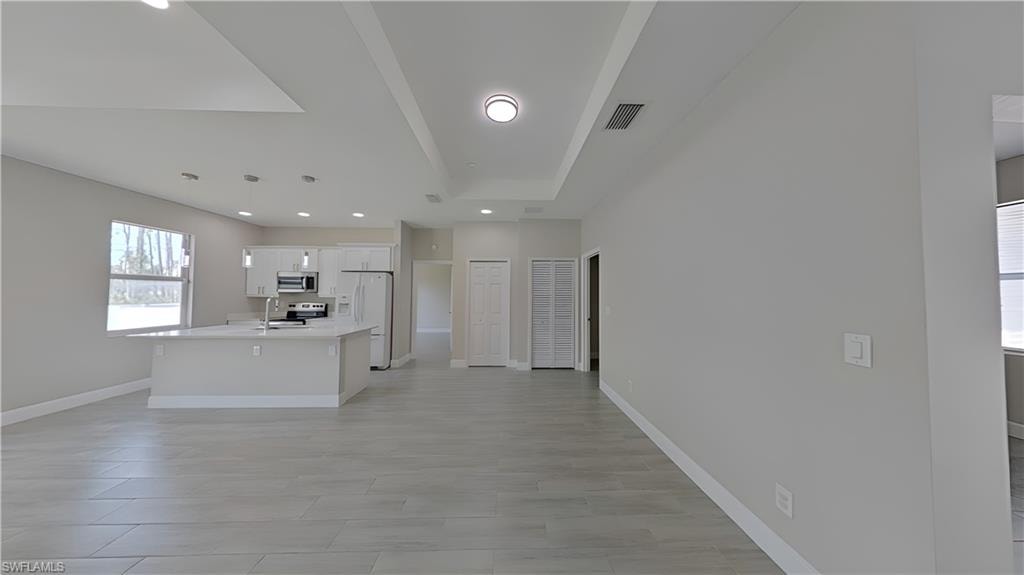 Living Dining Area