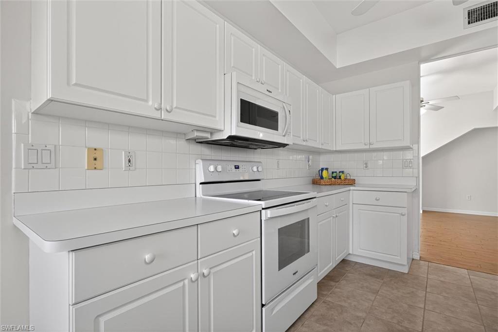 15170 Royal Windsor LN 1202 photo 16