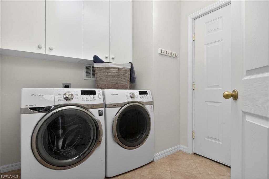 15170 Royal Windsor LN 1202 photo 33