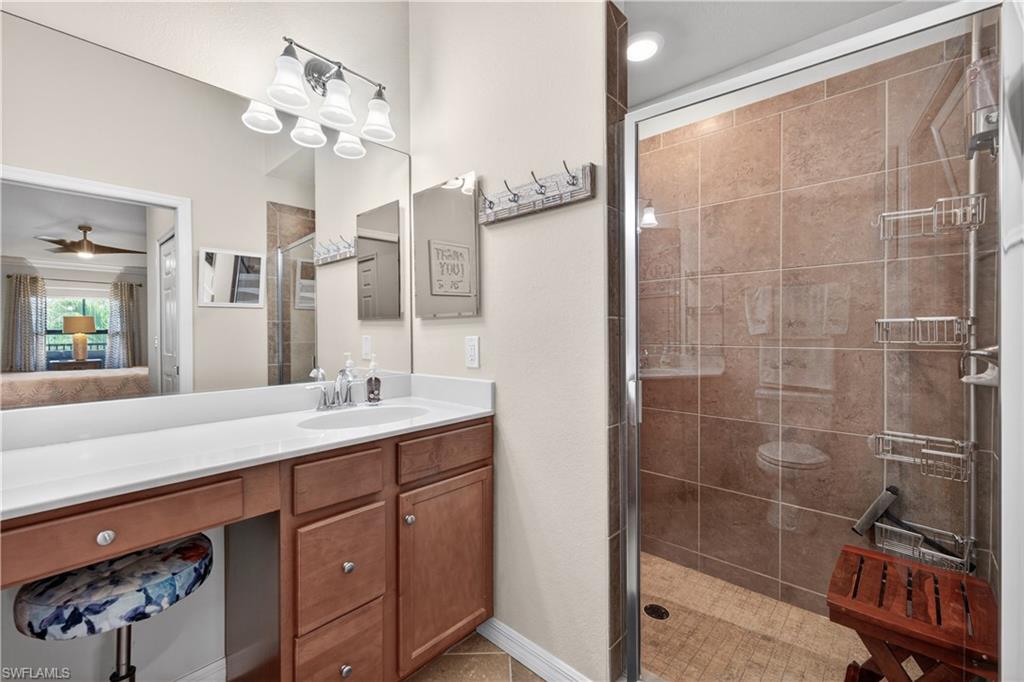 13710 Julias WAY 924 photo 18