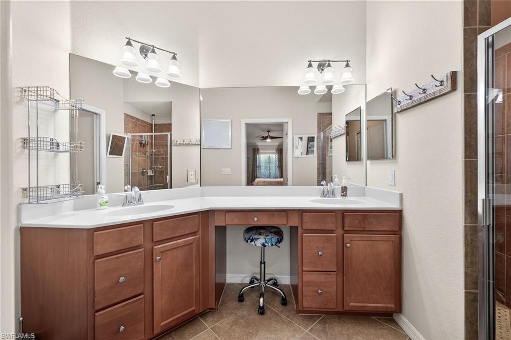 13710 Julias WAY 924 photo 19
