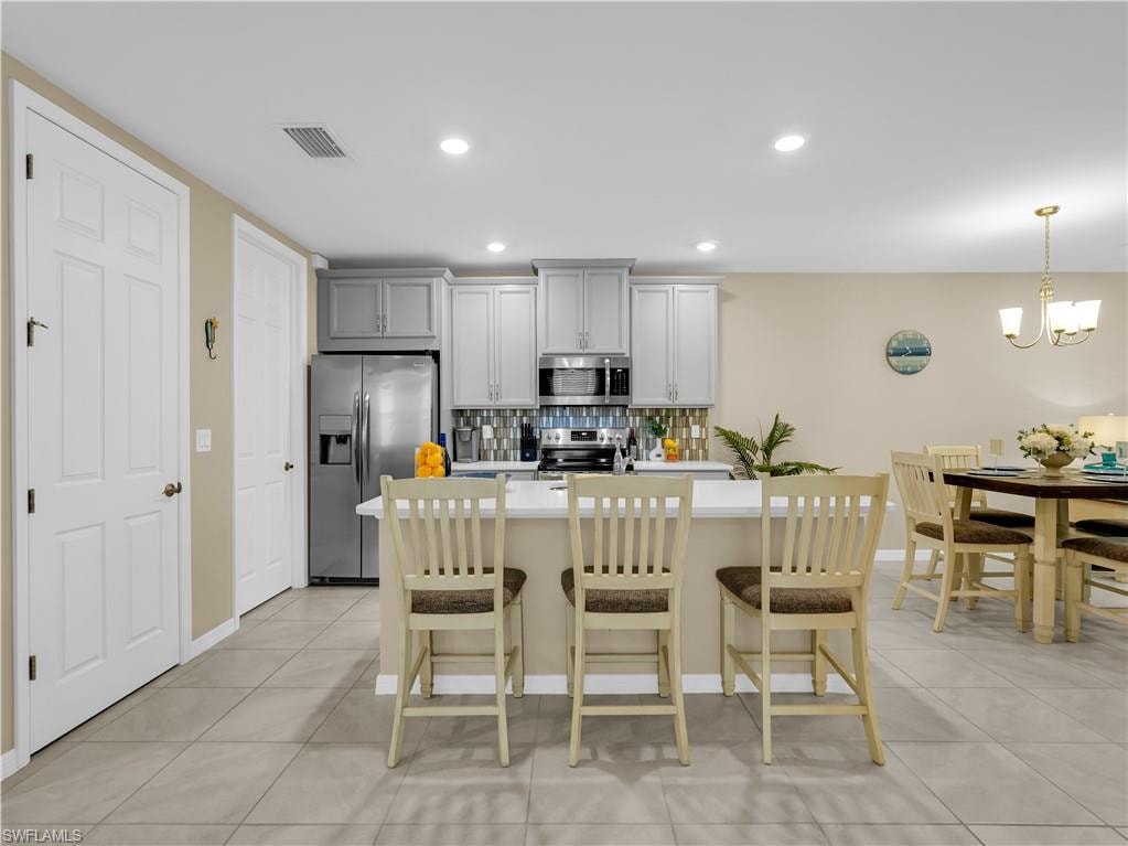 14695 Edgewater CIR photo 11