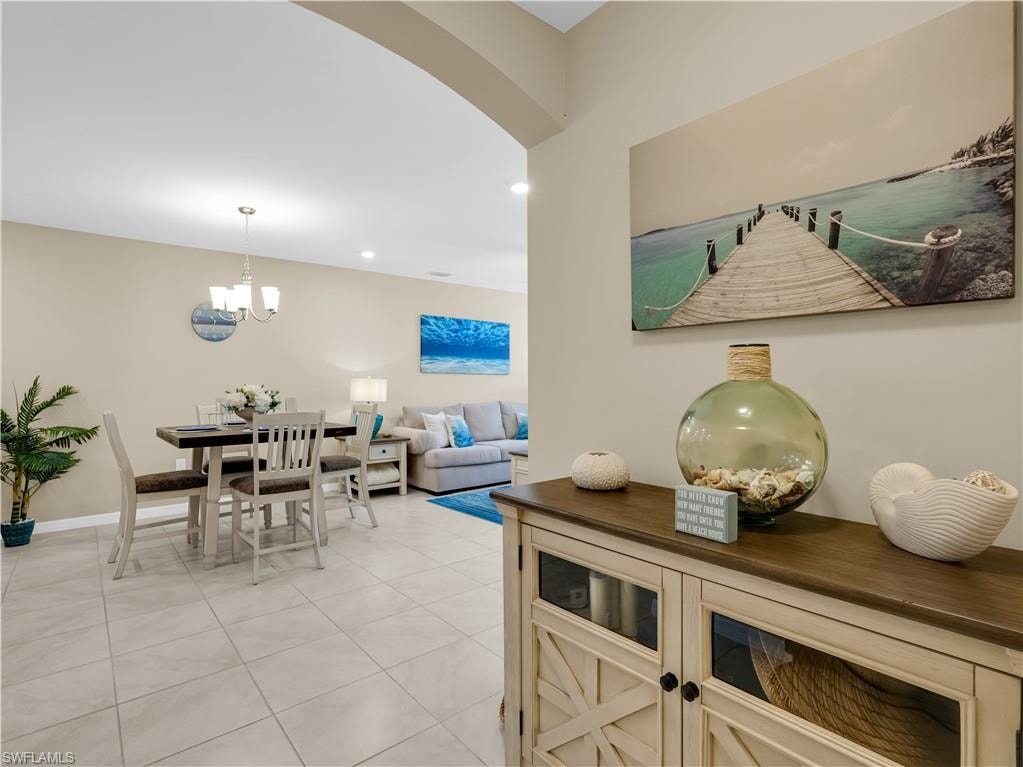 14695 Edgewater CIR