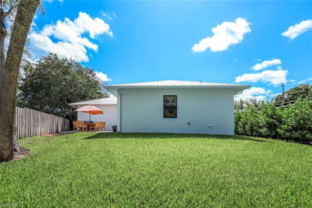 3980 Full Moon CT photo 25