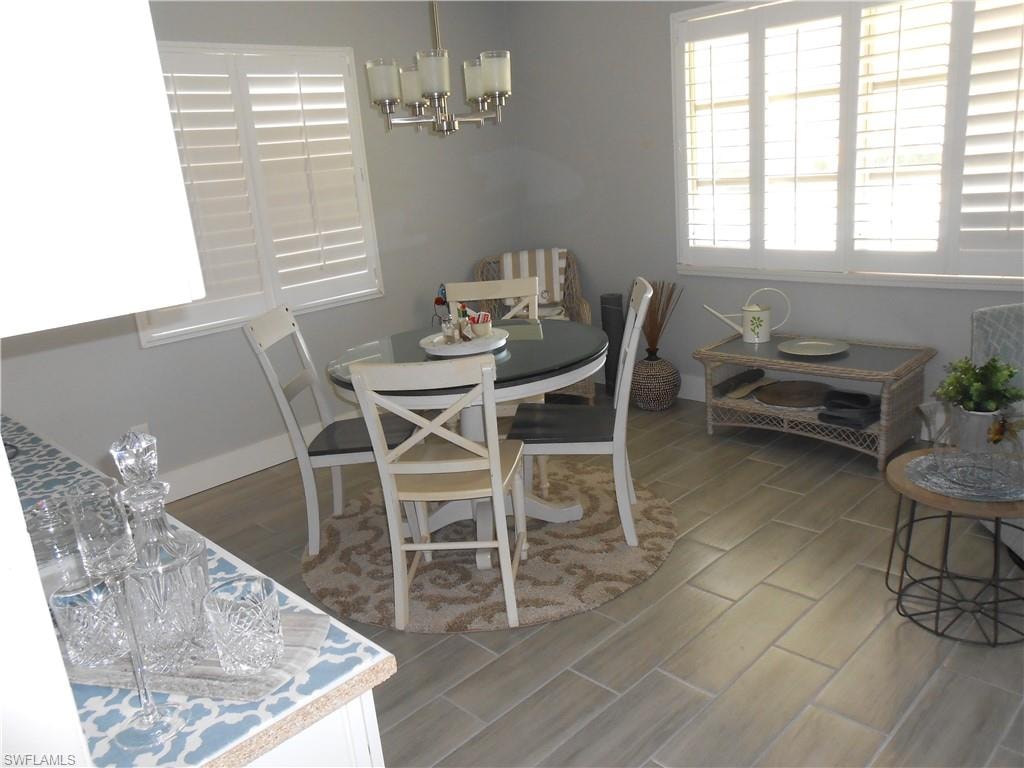 6 Aztec Lily LN