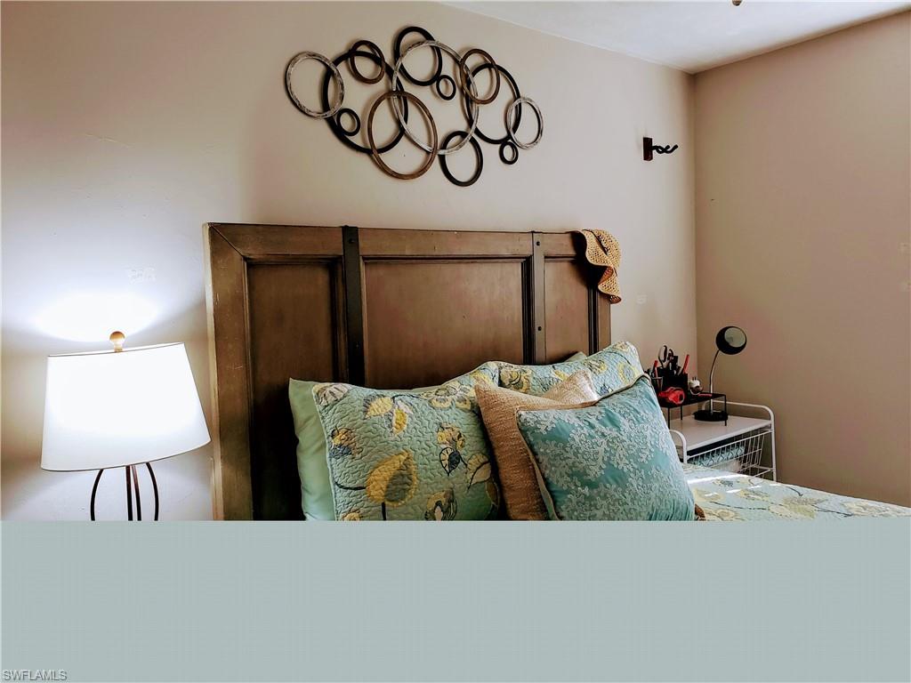 6 Aztec Lily LN photo 8