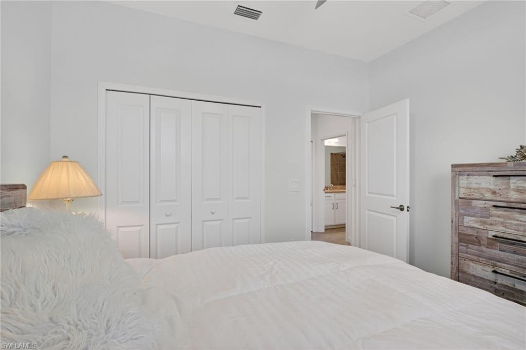 Queen size bed