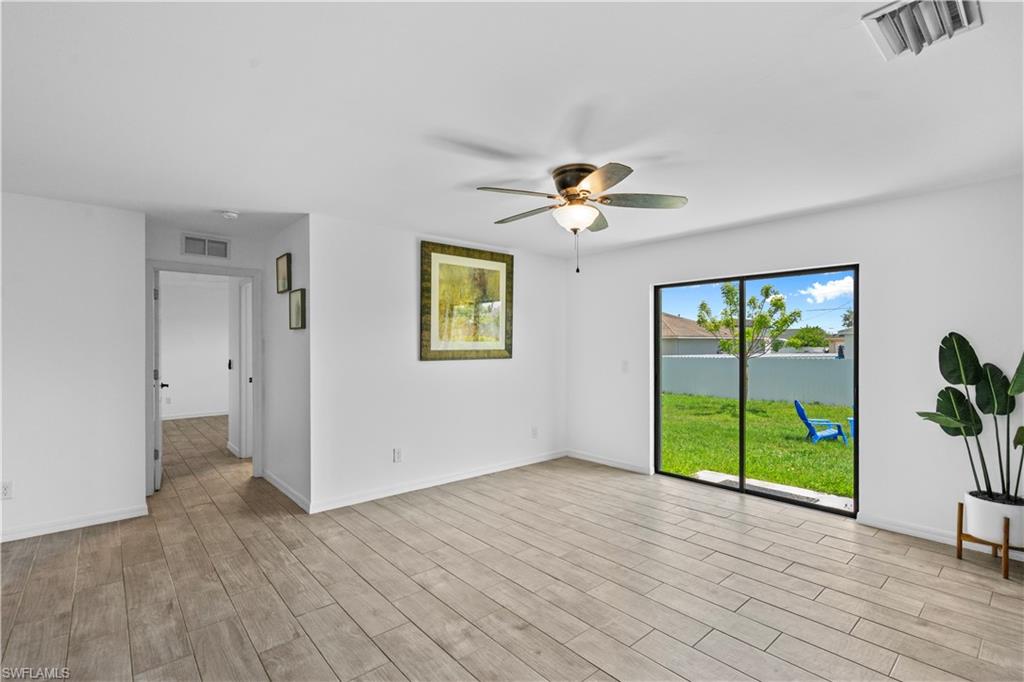 336 NE 30th TER photo 28